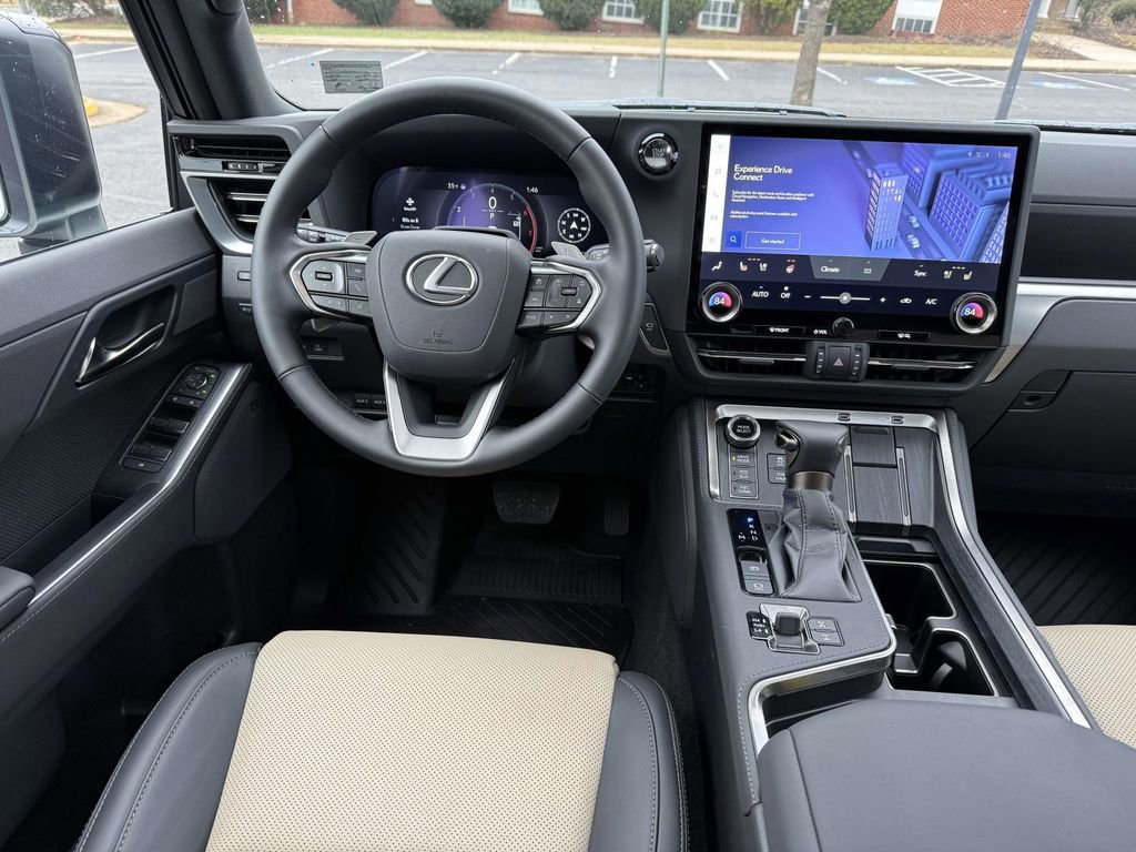 Used 2025 Lexus GX 550 Overtrail+ w/ Mark Levinson an image 8