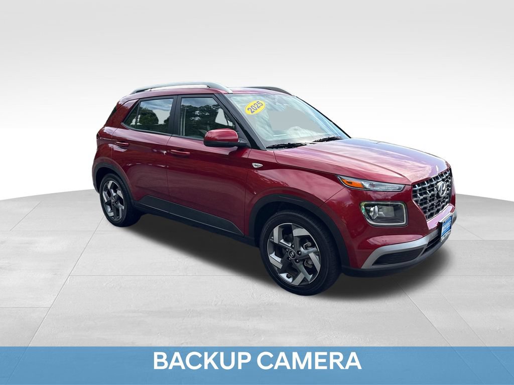 Used 2025 Hyundai Venue SEL FWD image 10