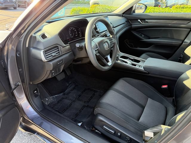 Used 2018 Honda Accord EX image 12