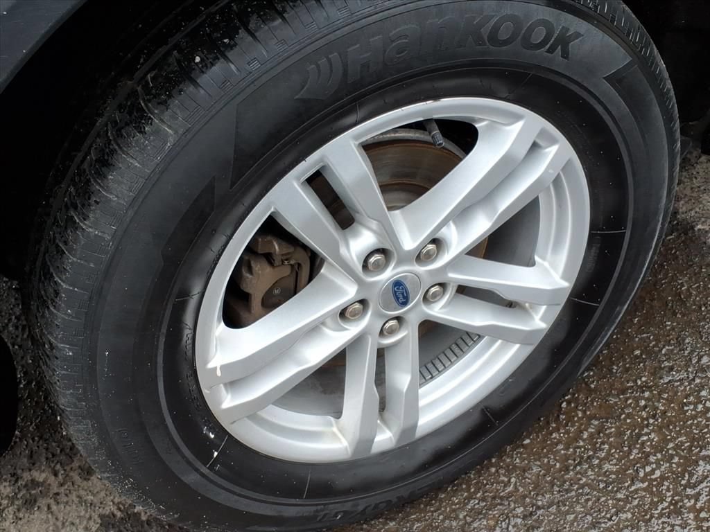 Certified 2023 Ford Explorer XLT AWD/4WD image 7