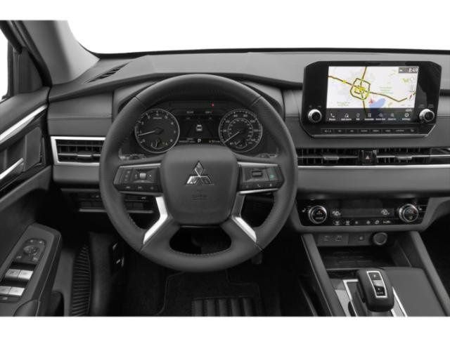 Used 2023 Mitsubishi Outlander SE FWD image 10