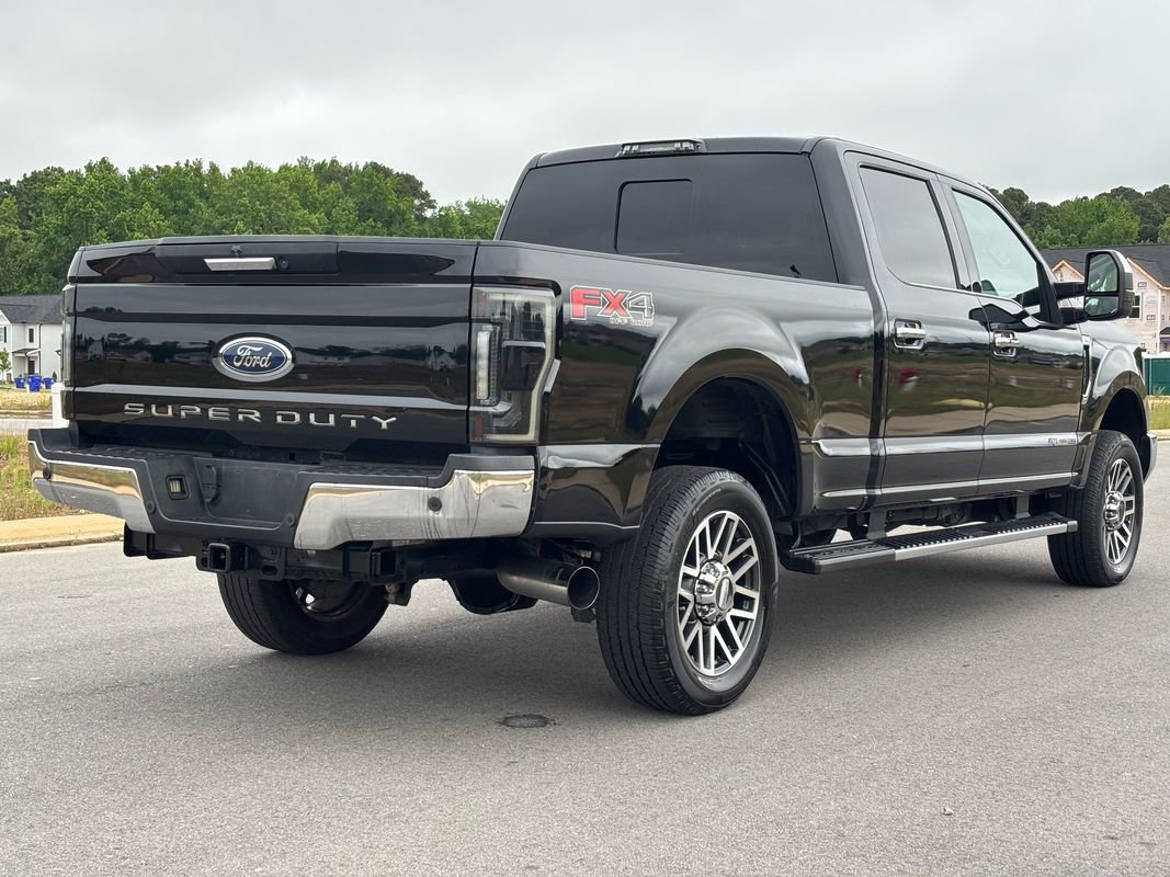 Used 2017 Ford F250 Lariat w/ FX4 Off-Road Package AWD/4WD image 4