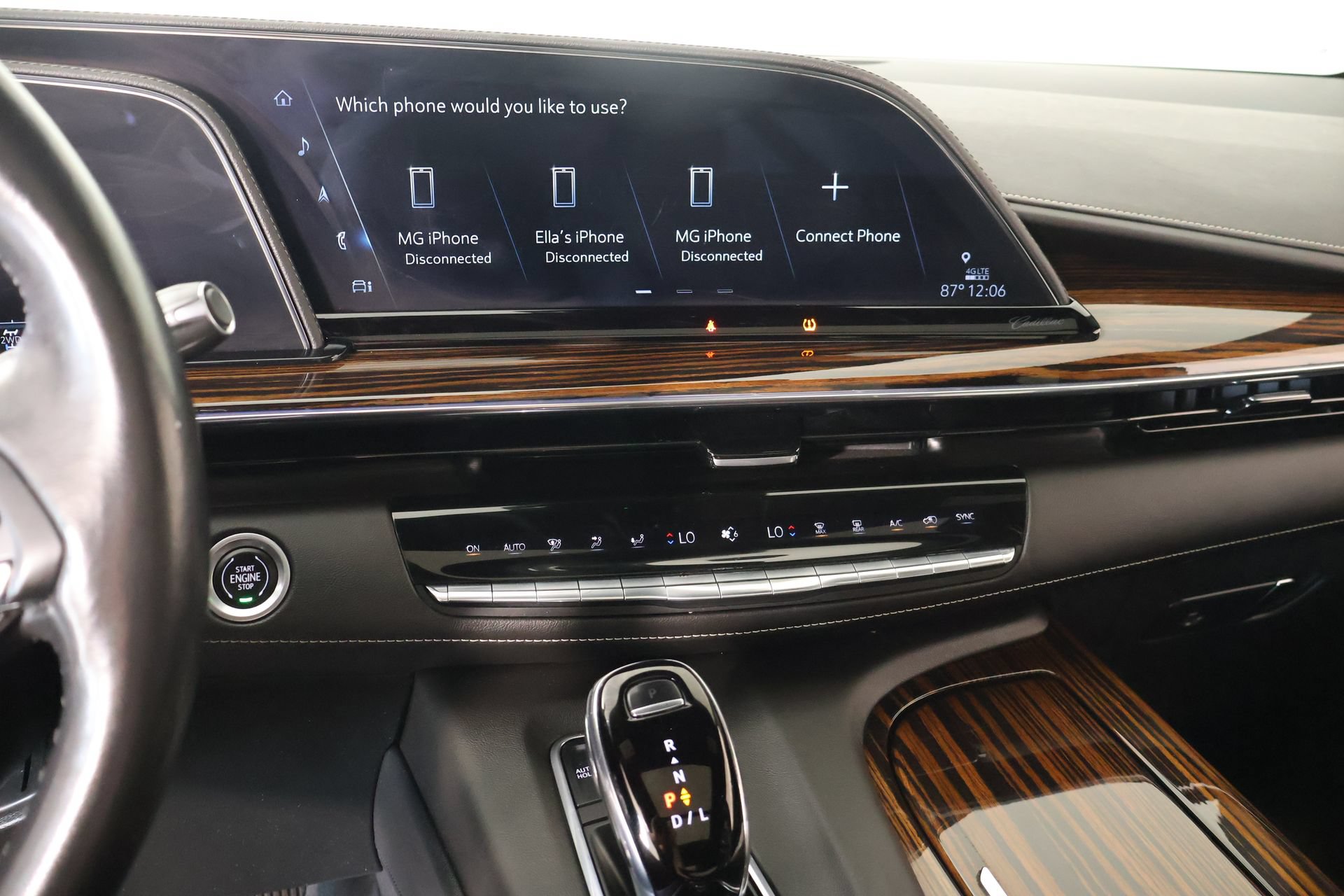 Used 2022 Cadillac Escalade Premium Luxury AWD/4WD image 5