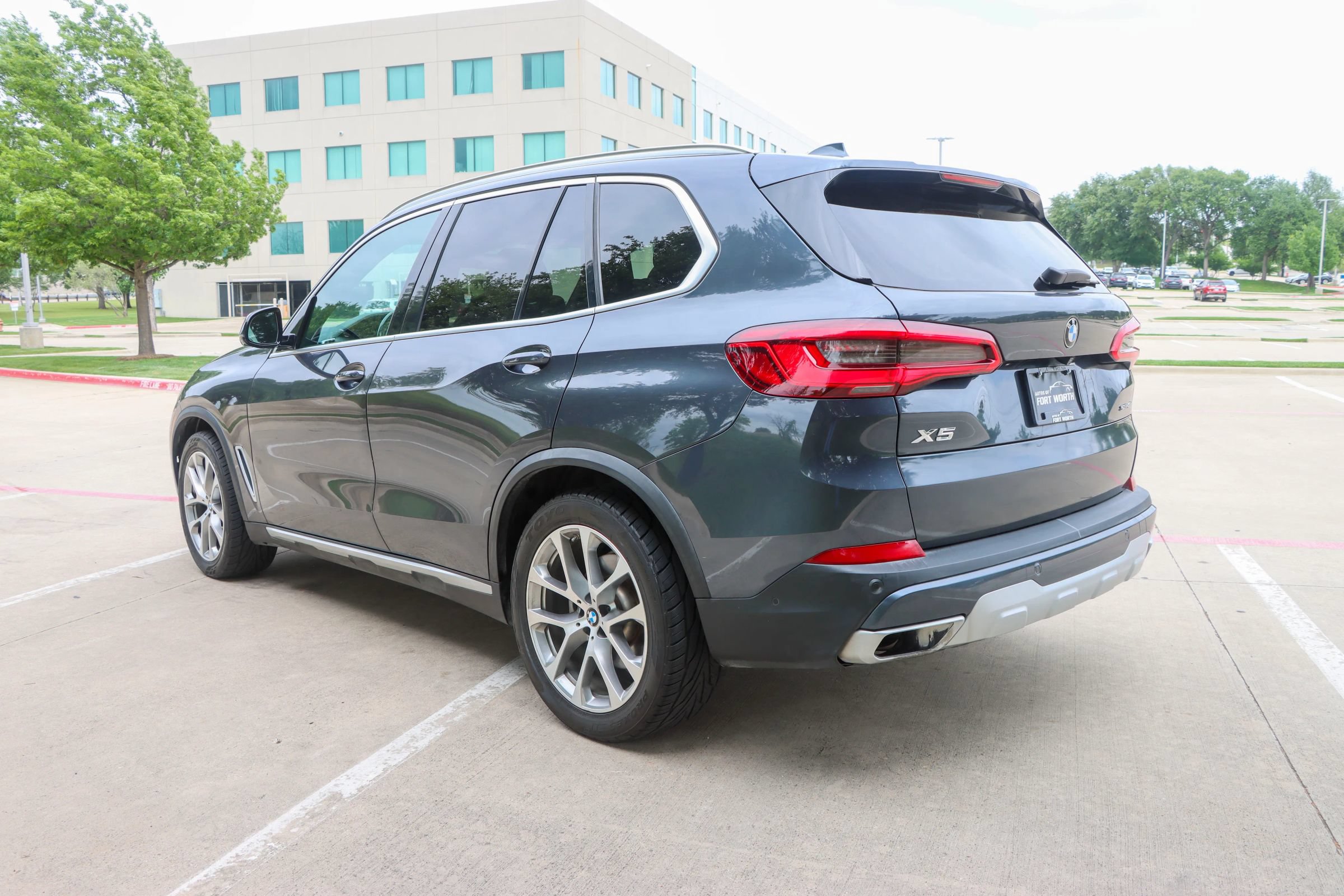 Used 2020 BMW X5 sDrive40i w/ Premium Package RWD image 5