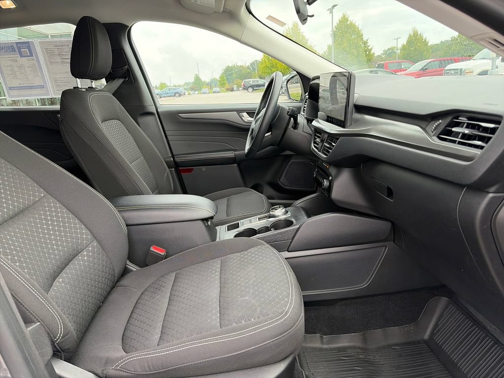 Used 2023 Ford Escape Active w/ Tech Pack #2 FWD image 11