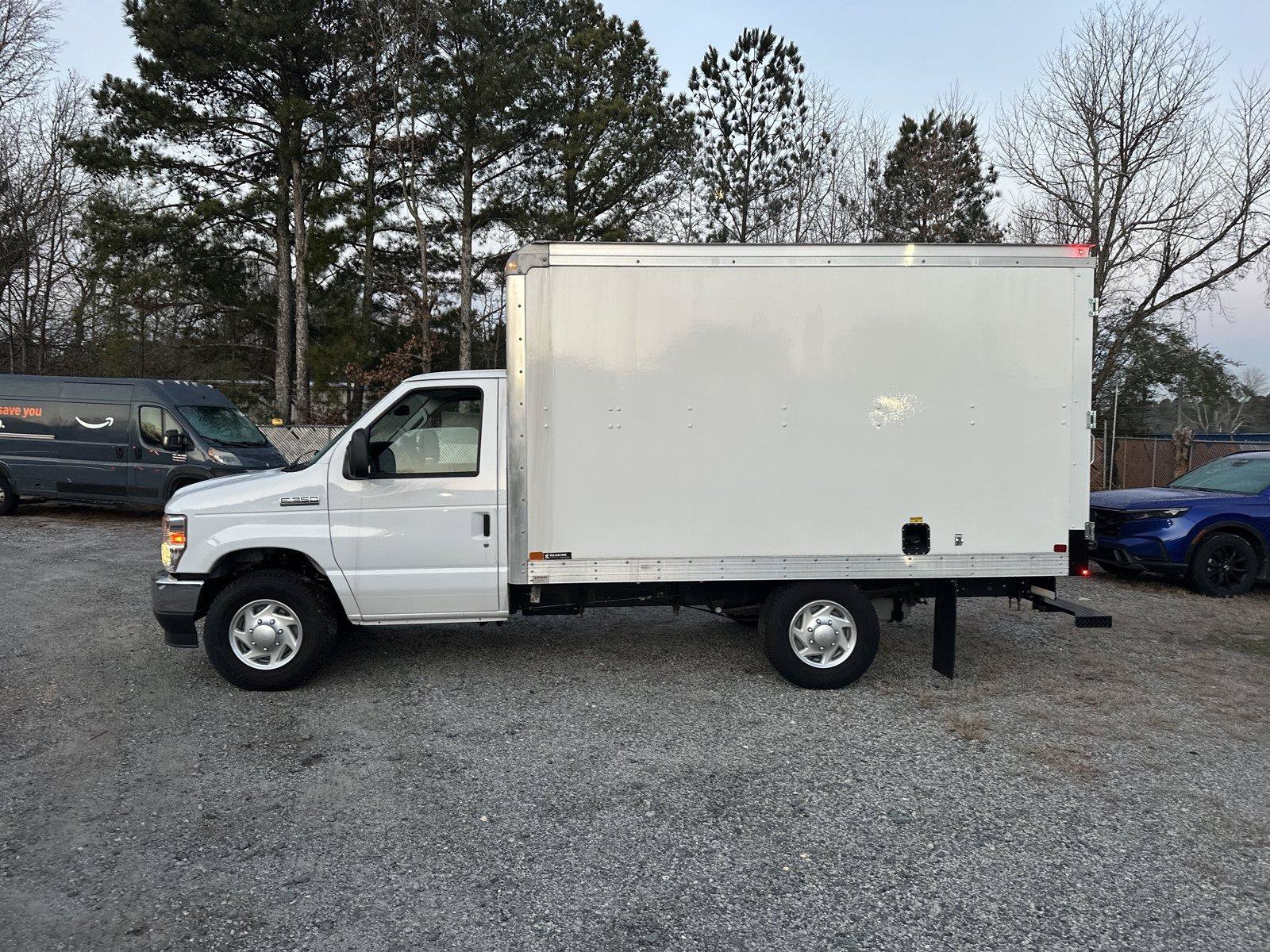 New 2025 Ford E-350 and Econoline 350 Super Duty w/ Power Equipment Group RWD image 4
