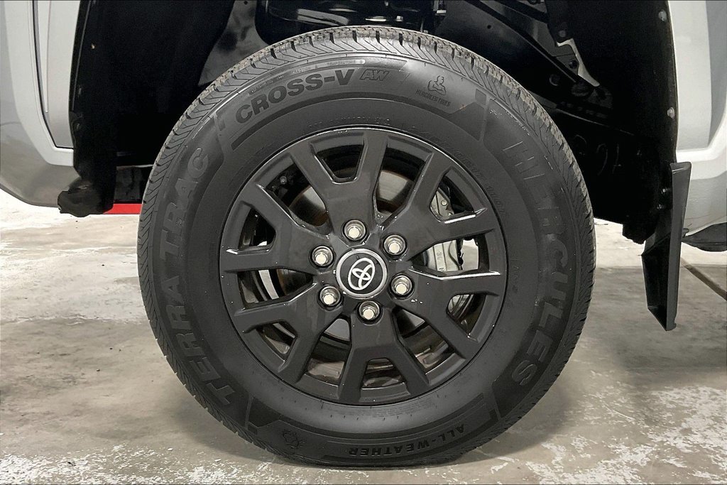 Used 2025 Toyota Tacoma SR RWD image 10