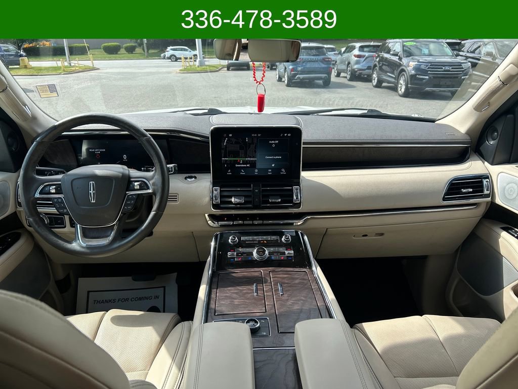 Used 2021 Lincoln Navigator Reserve AWD/4WD image 12