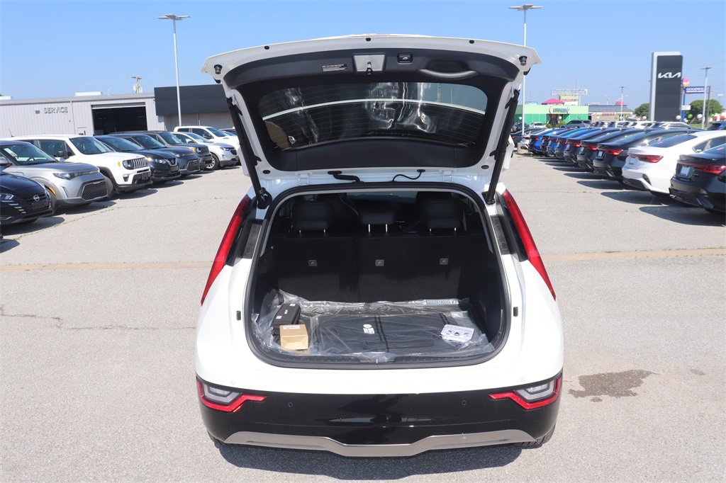 New 2024 Kia Niro Wave image 11