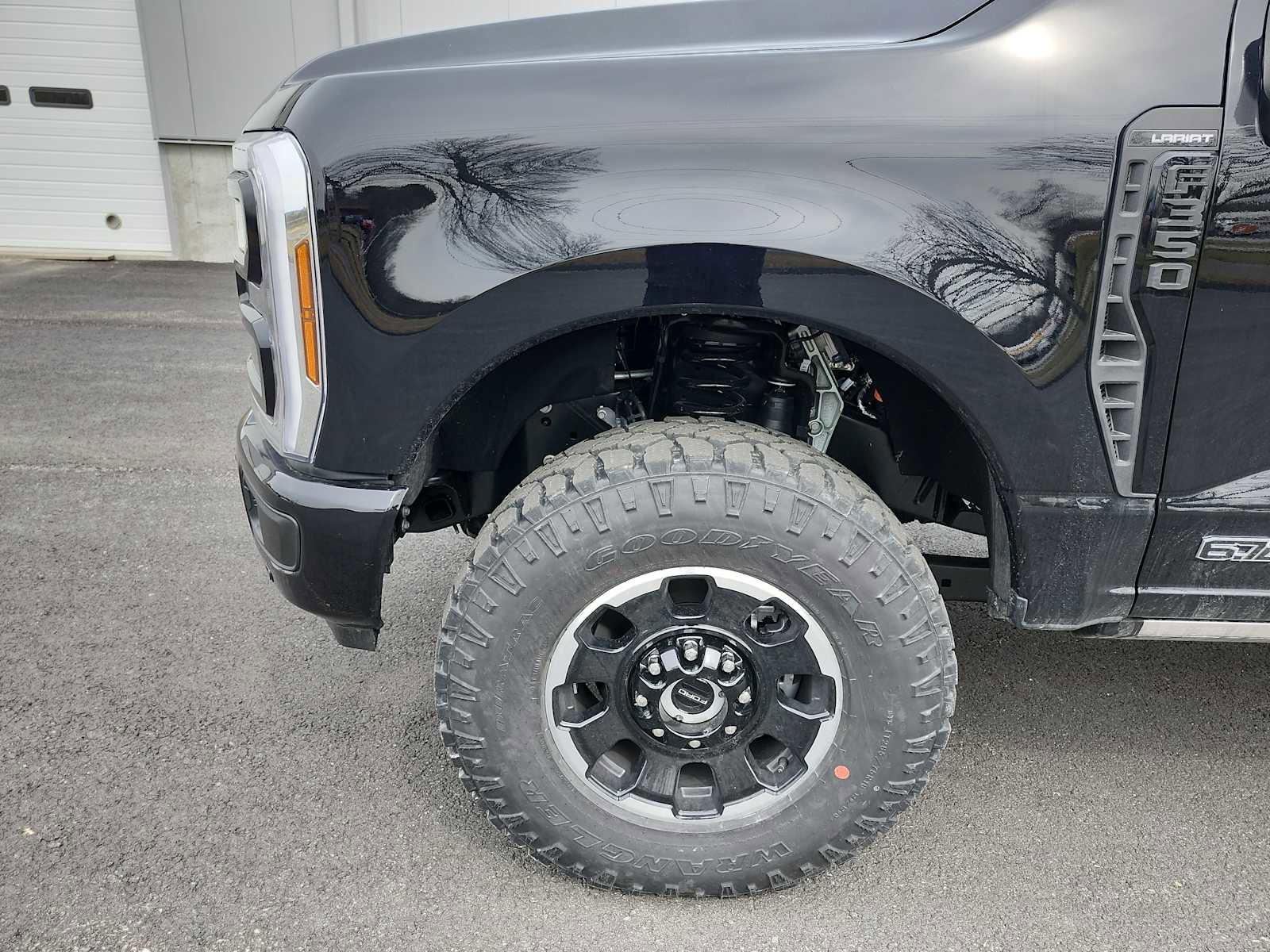 New 2026 Ford F350 Lariat w/ Tremor Off-Road Package image 10