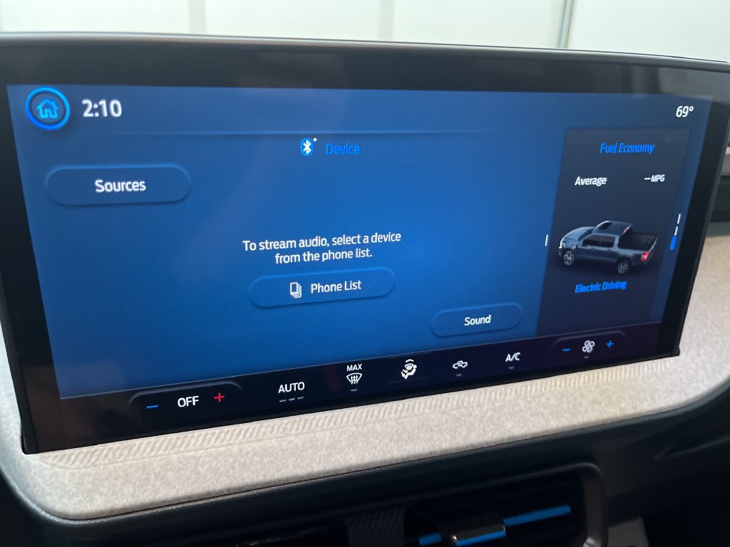 Used 2025 Ford Maverick XLT FWD image 20