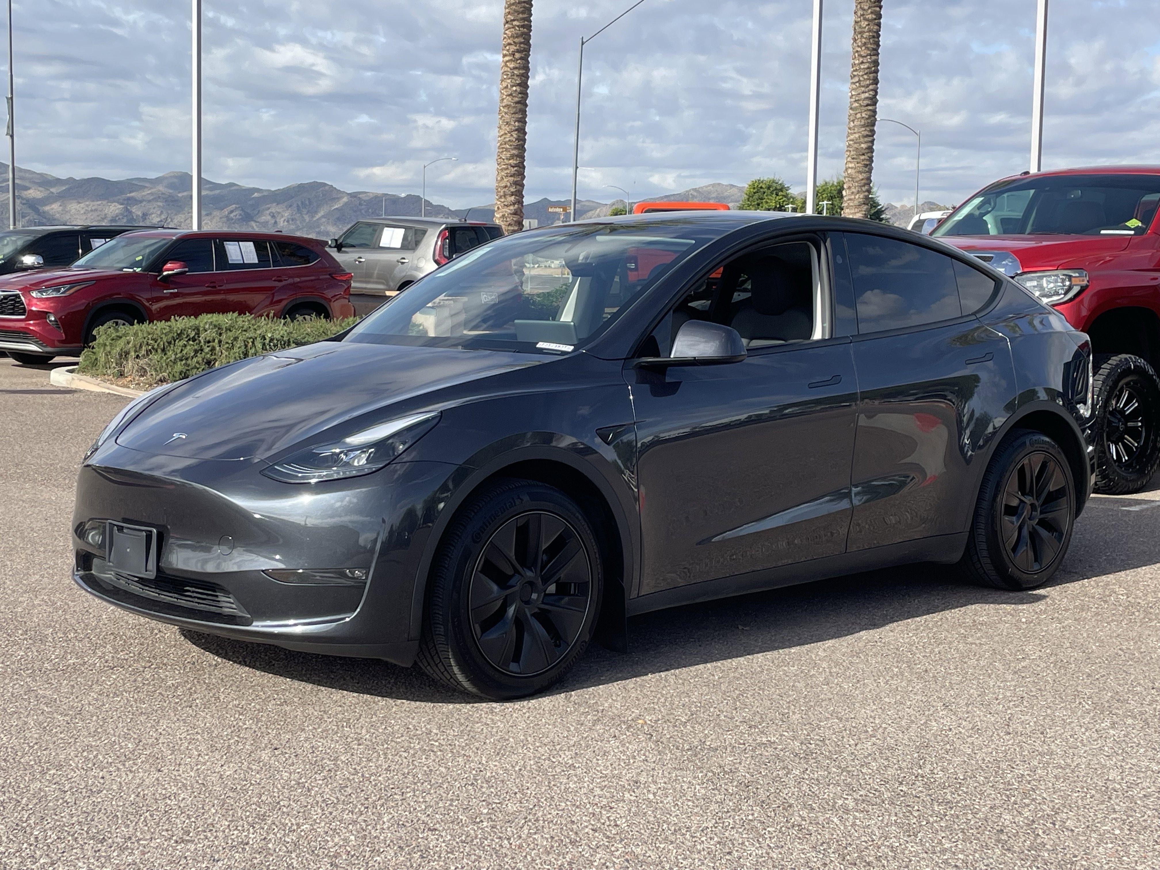 Used 2025 Tesla Model Y Long Range image 7