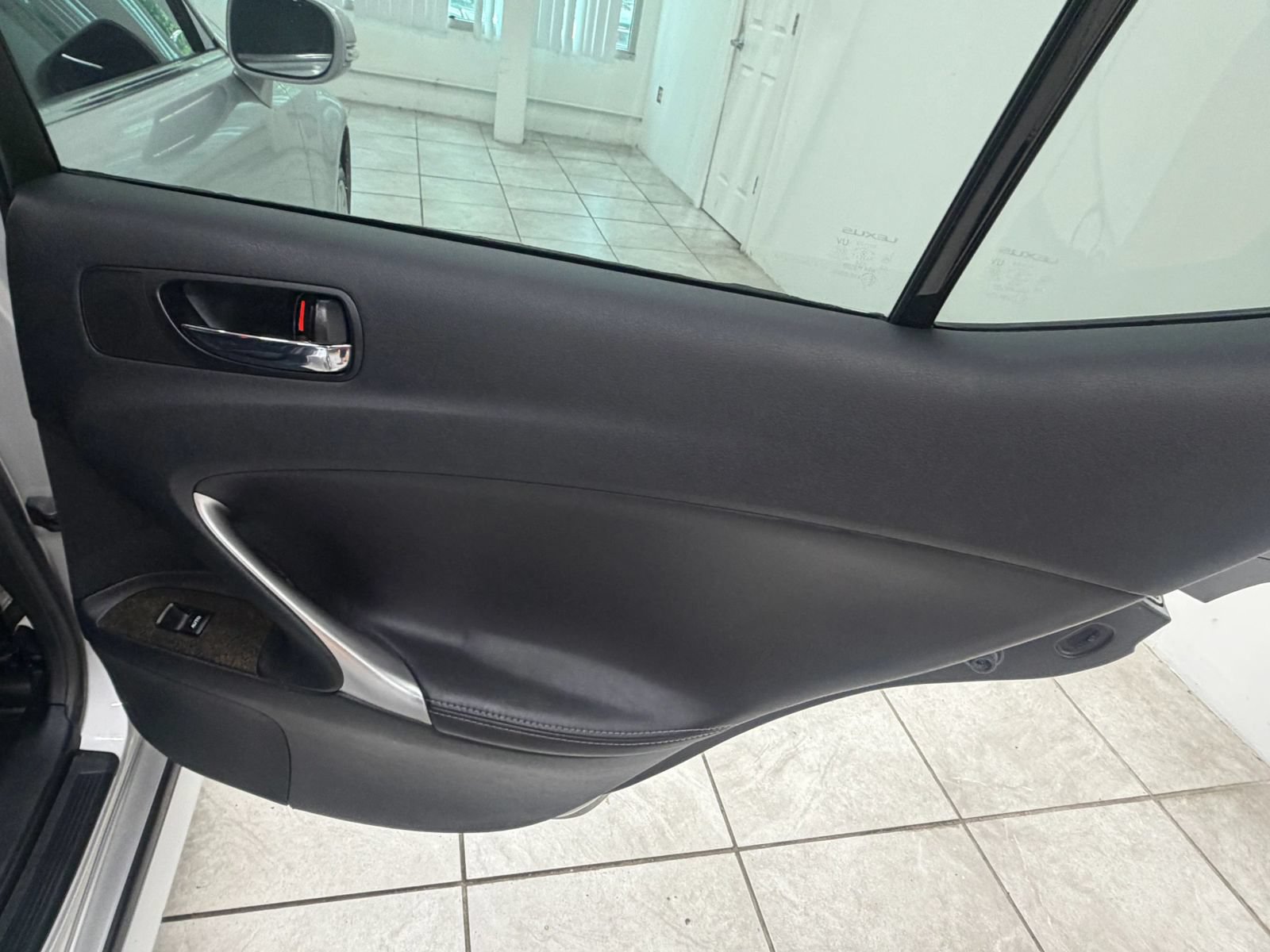 Used 2009 Lexus IS 250 AWD w/ Premium Pkg image 12