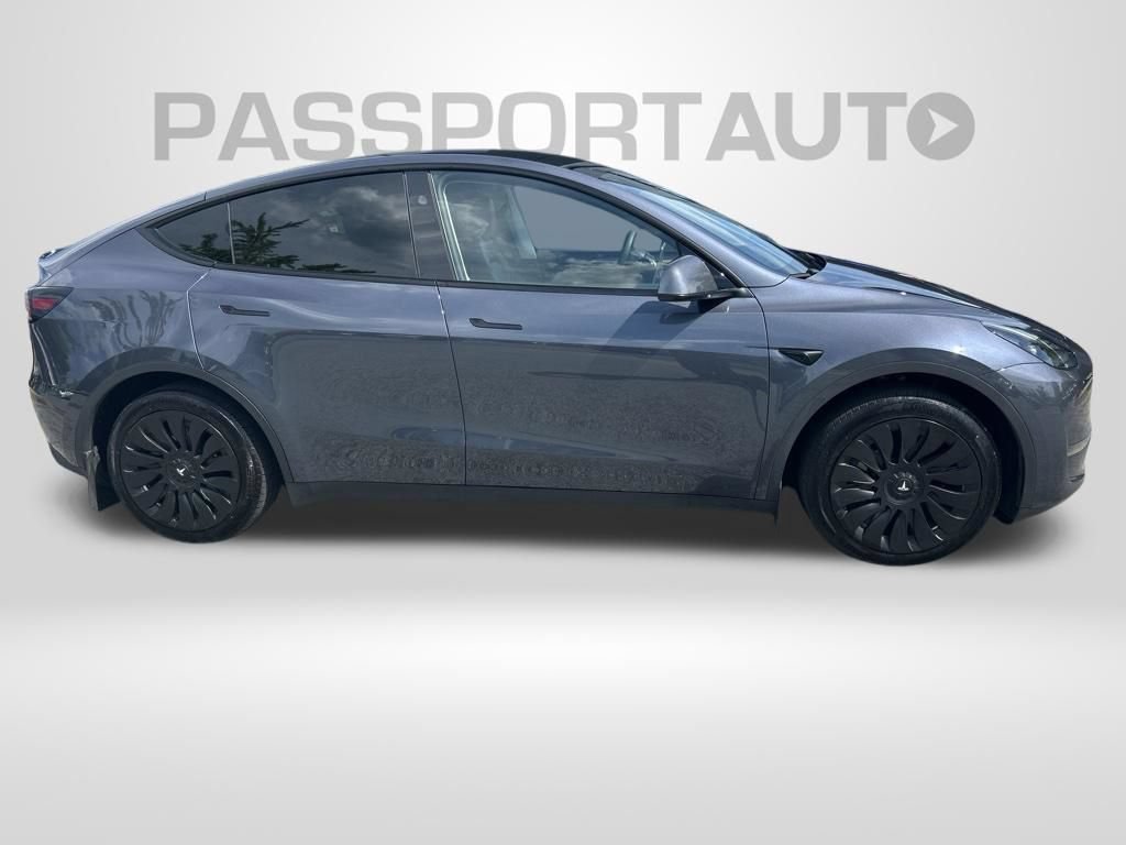 Used 2023 Tesla Model Y Long Range AWD/4WD image 8