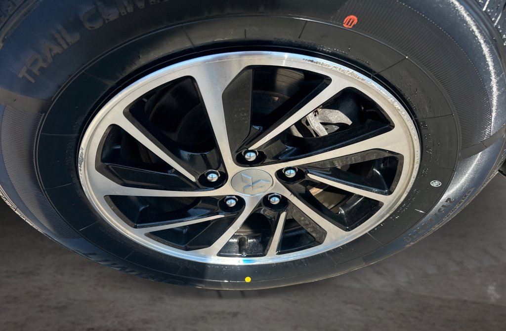 Used 2024 Mitsubishi Eclipse Cross ES AWD/4WD image 21