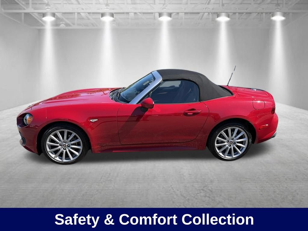 Used 2017 FIAT 124 Spider Lusso RWD image 3