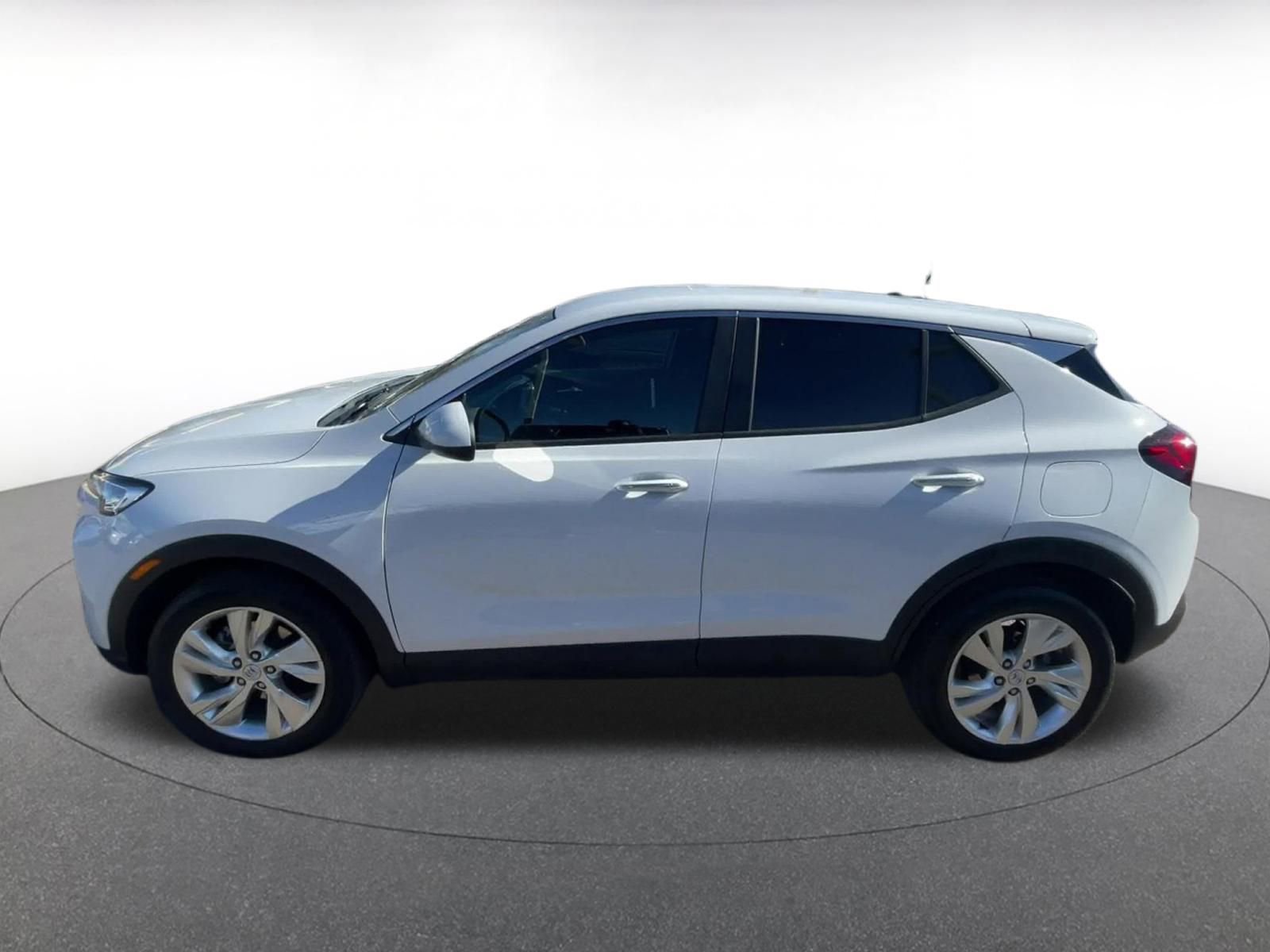 Used 2025 Buick Encore GX Preferred image 9