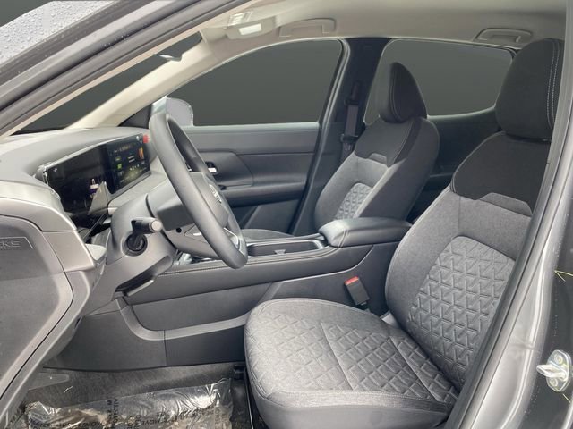 Certified 2025 Nissan Kicks SV image 4