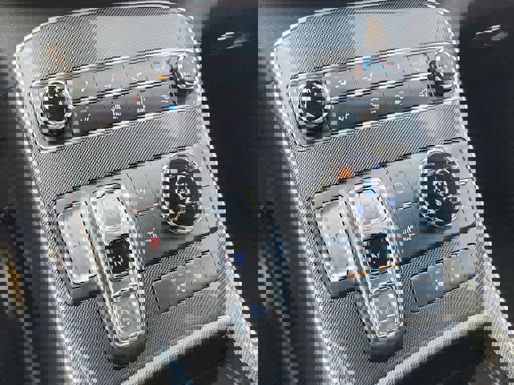 Used 2022 Hyundai Santa Fe SEL image 13