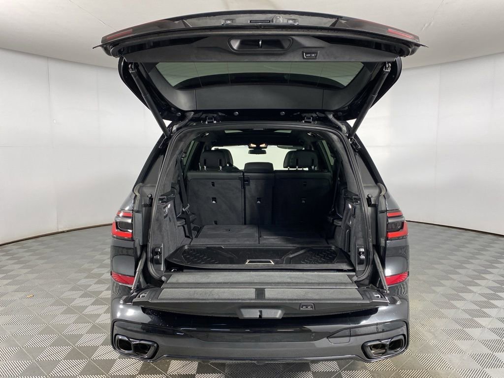 Certified 2025 BMW X7 M60i w/ Climate Comfort Package image 29