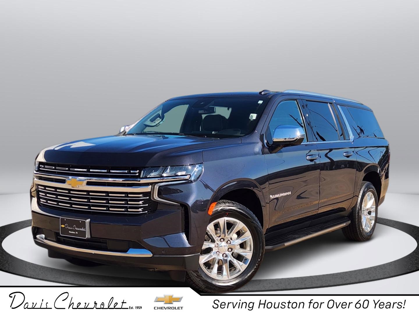 Used 2023 Chevrolet Suburban Premier RWD image 1
