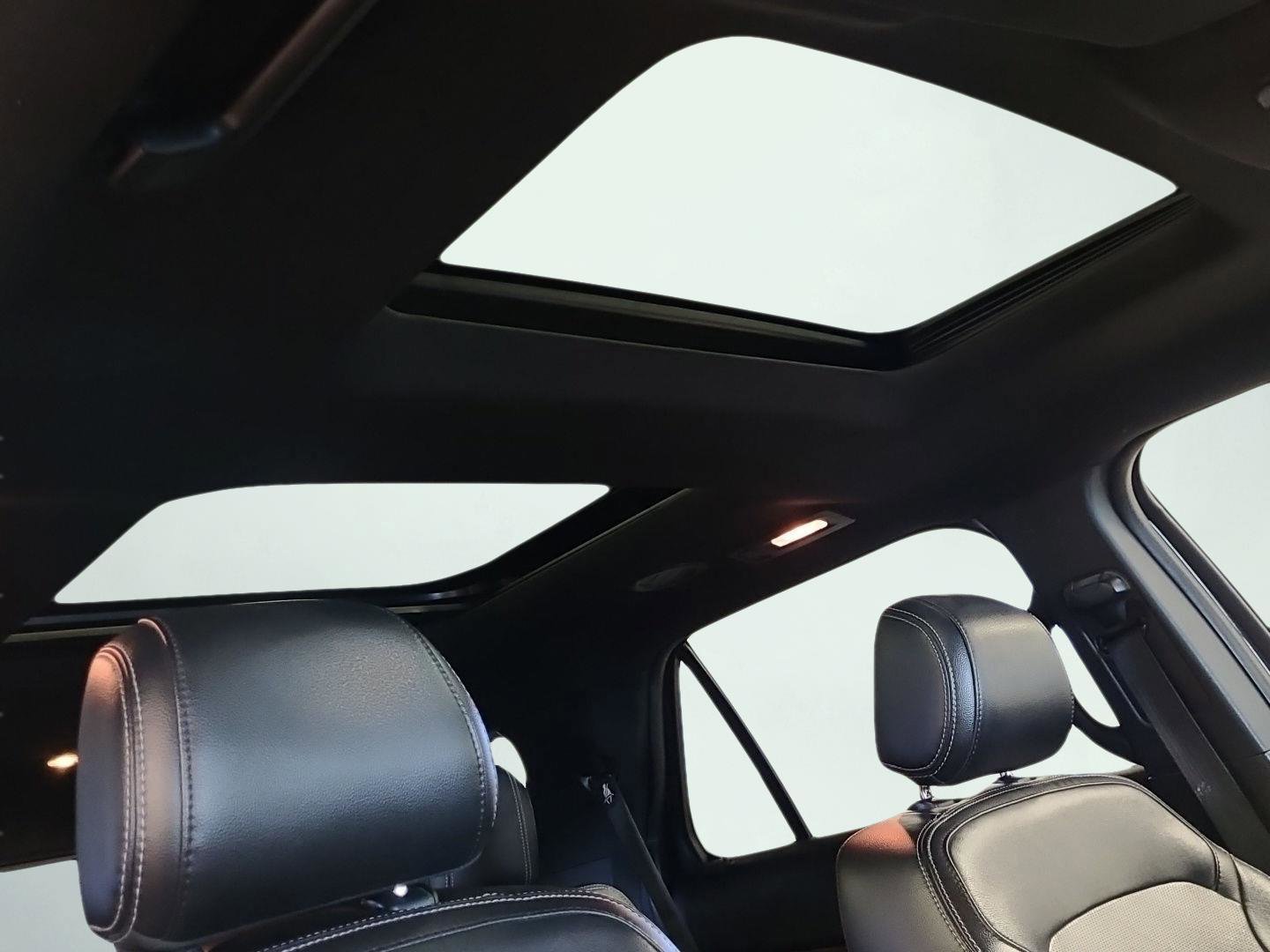 Used 2017 Ford Explorer Limited w/ Equipment Group 303A image 23