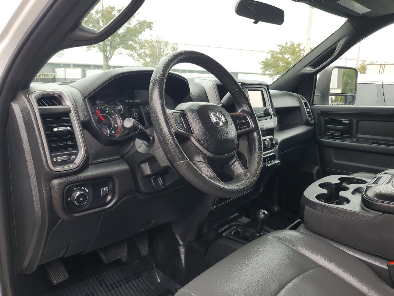 Used 2023 RAM 2500 Tradesman w/ Chrome Appearance Group AWD/4WD image 19