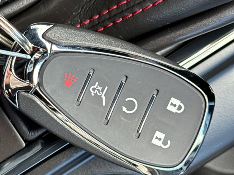 Used 2023 Chevrolet Equinox RS image 36