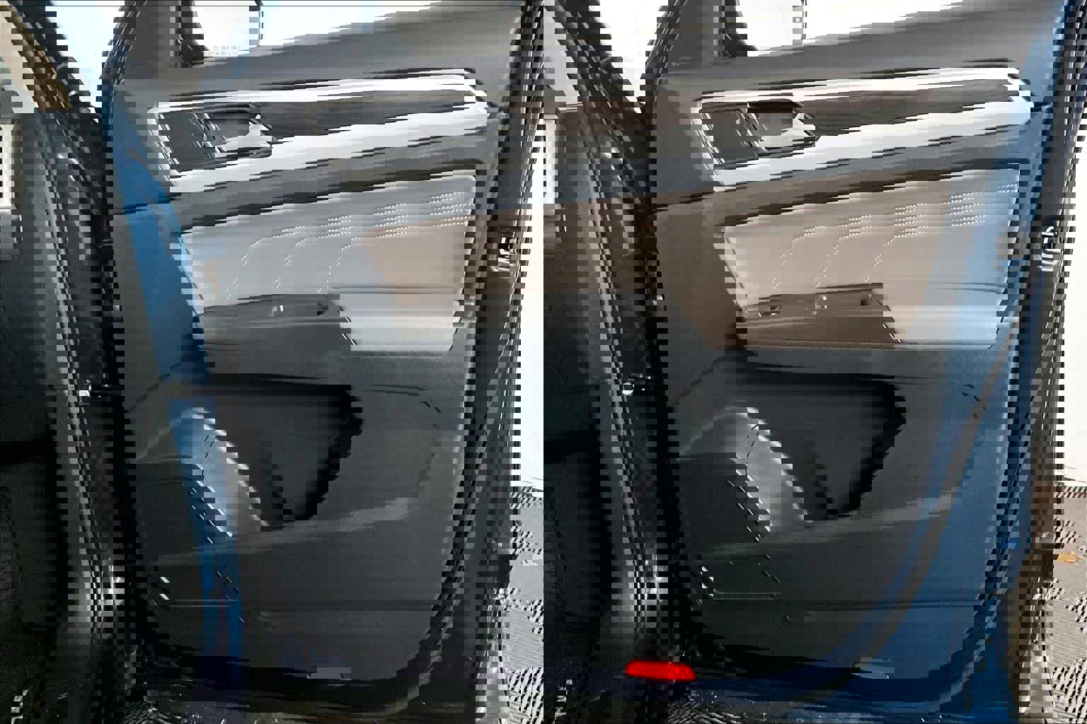 Used 2022 Volkswagen Atlas SE image 22