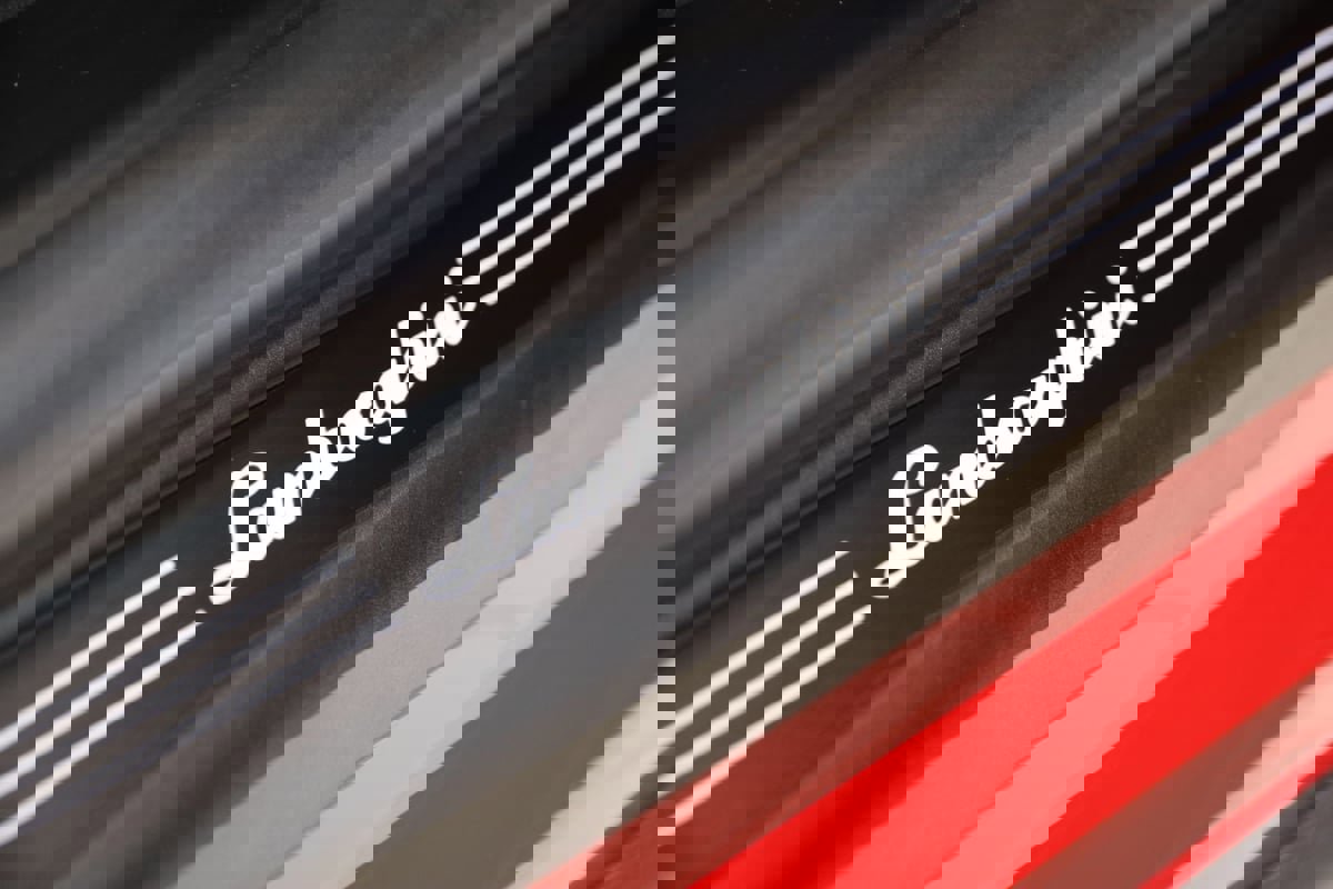 Used 2024 Lamborghini Urus Performante image 18