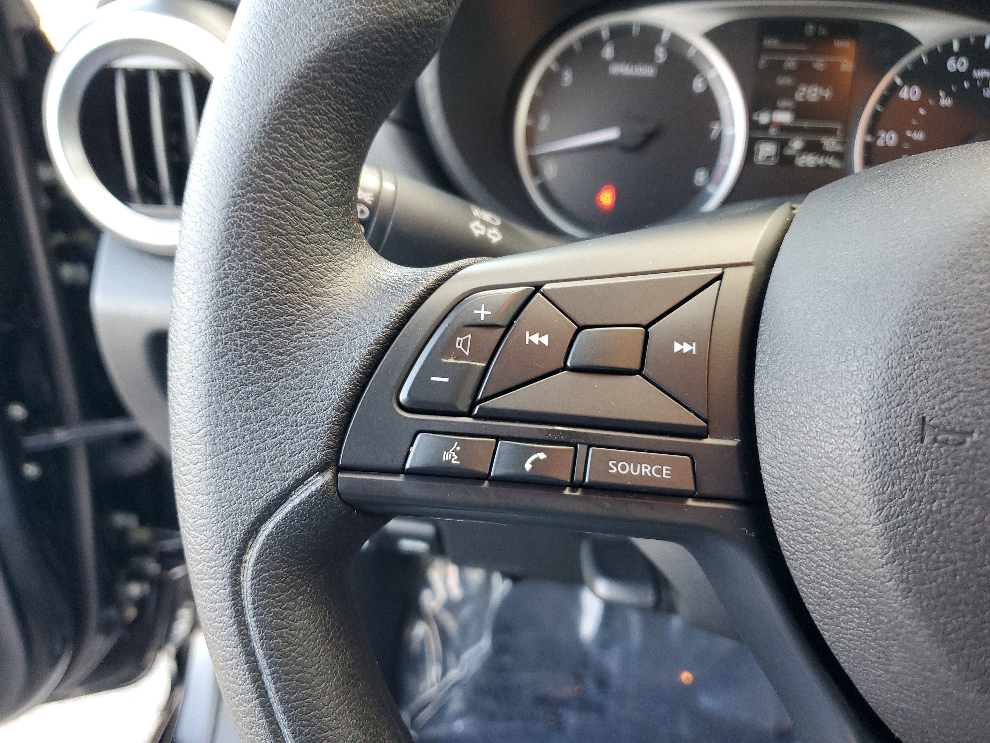 Used 2025 Nissan Versa S w/ S Plus Package image 18