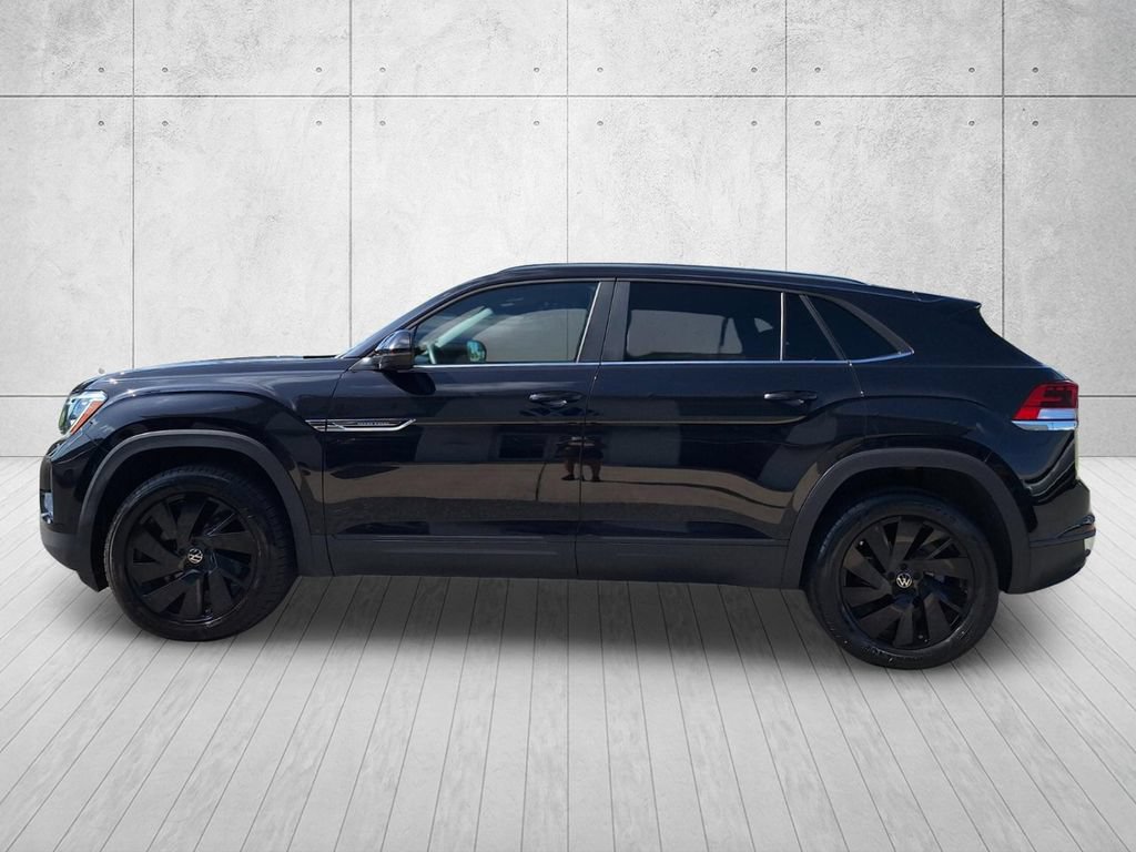 Used 2024 Volkswagen Atlas Cross Sport SE FWD image 8