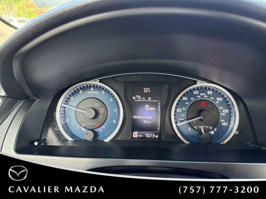 Used 2016 Toyota Camry LE image 13