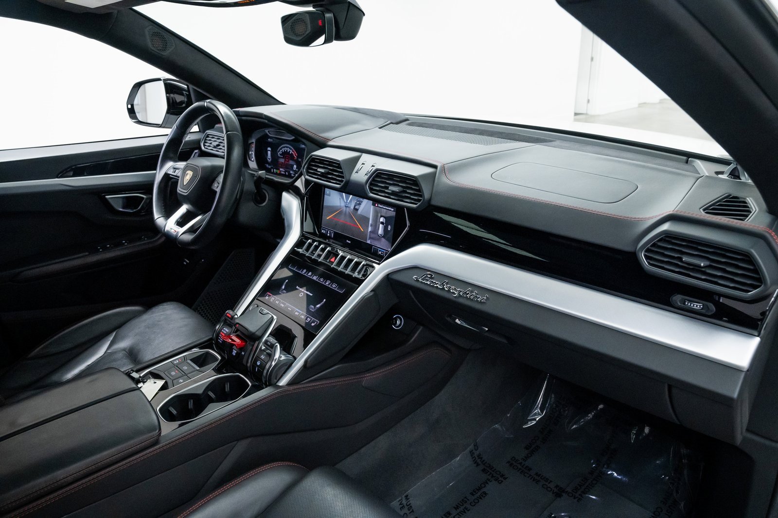 Used 2020 Lamborghini Urus image 27