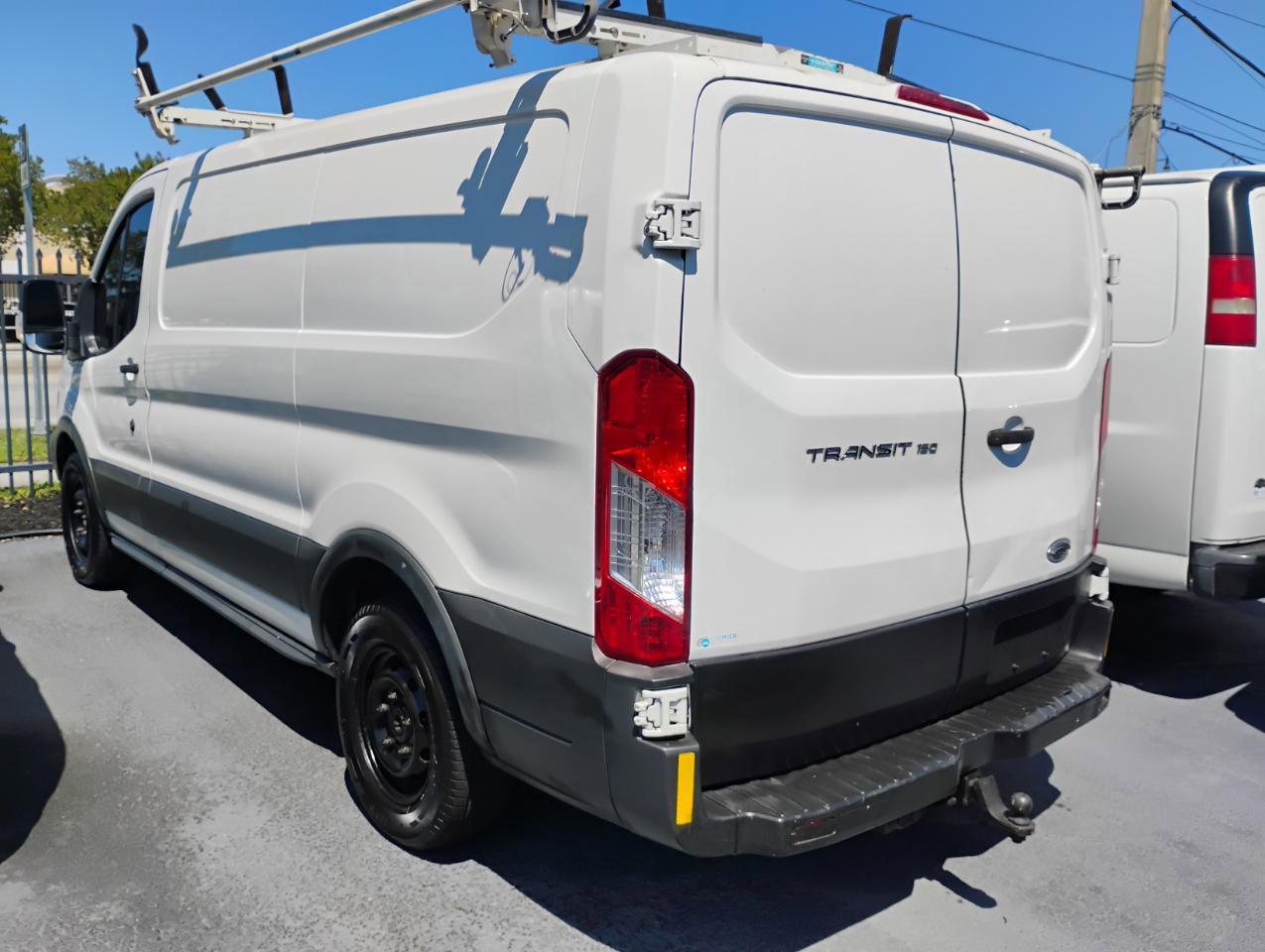 Used 2015 Ford Transit 150 130 Low Roof RWD image 18