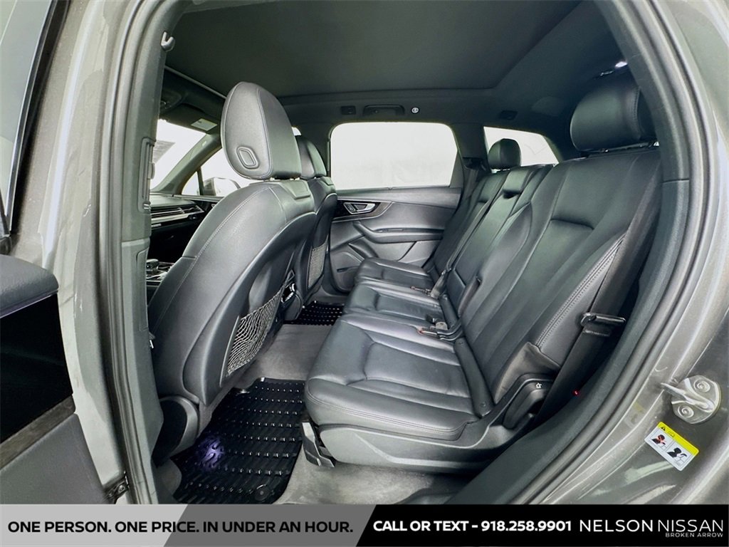Used 2018 Audi Q7 3.0T Prestige image 26