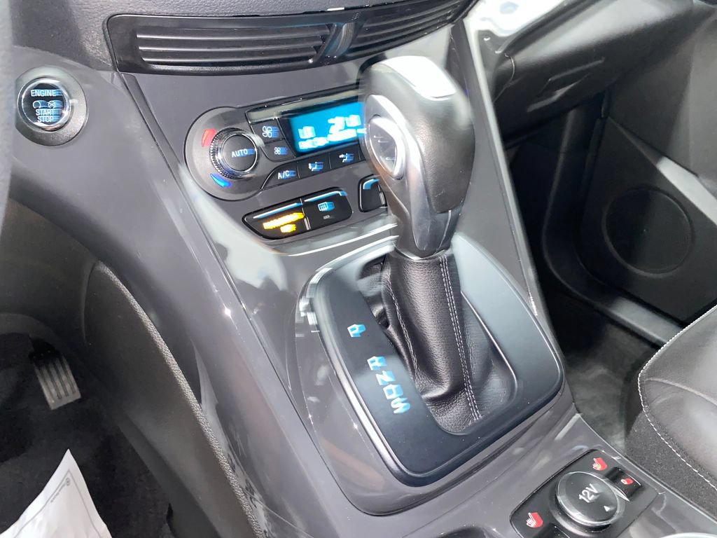 Used 2015 Ford Escape Titanium w/ Equipment Group 301A AWD/4WD image 22
