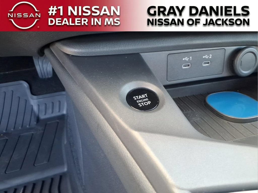 New 2027 Nissan Sentra SR w/ SR All Weather Package FWD image 15
