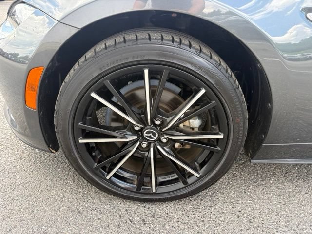 Used 2024 MAZDA MX-5 Miata Grand Touring RWD image 13