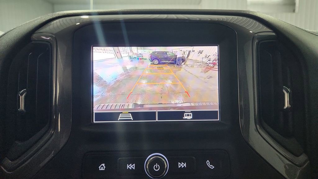 Used 2024 Chevrolet Silverado 2500 Custom w/ Custom Value Package image 21