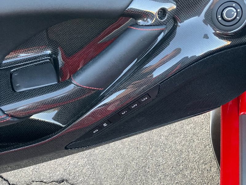 Used 2023 Ferrari F8 Tributo image 10