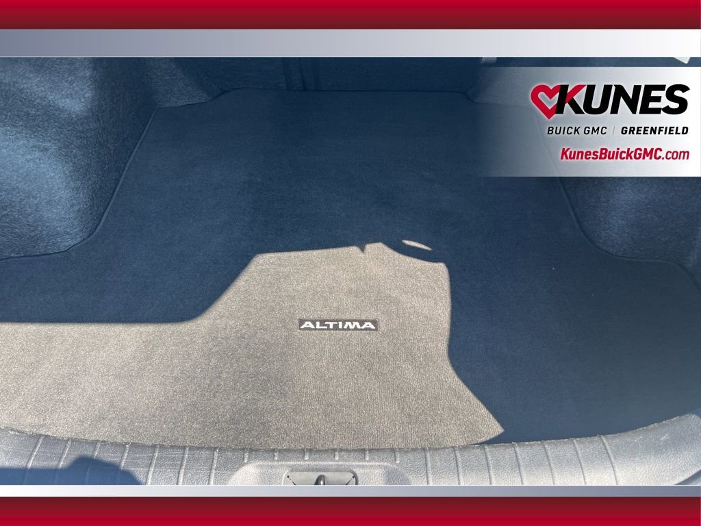 Used 2024 Nissan Altima 2.5 SR FWD image 32