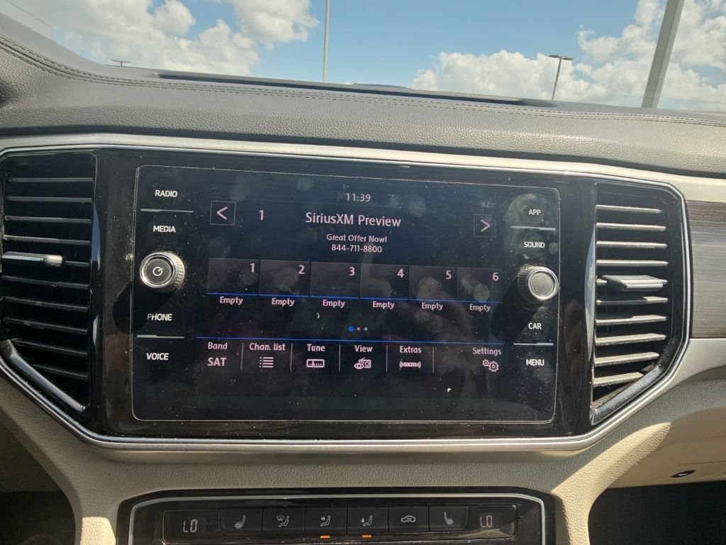 Used 2018 Volkswagen Atlas SEL FWD image 43