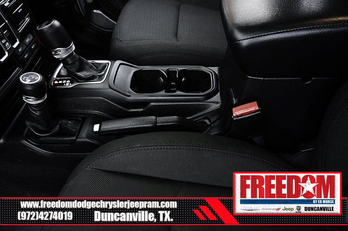 Used 2023 Jeep Gladiator Sport AWD/4WD image 34
