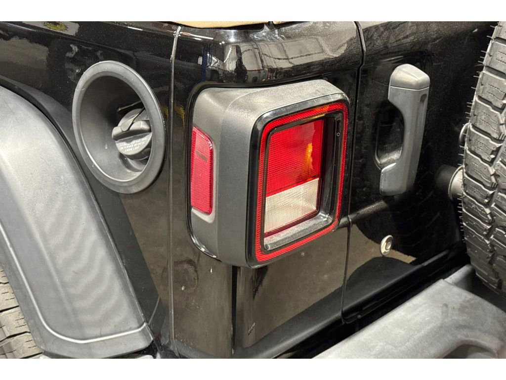 Used 2020 Jeep Wrangler Sport image 6