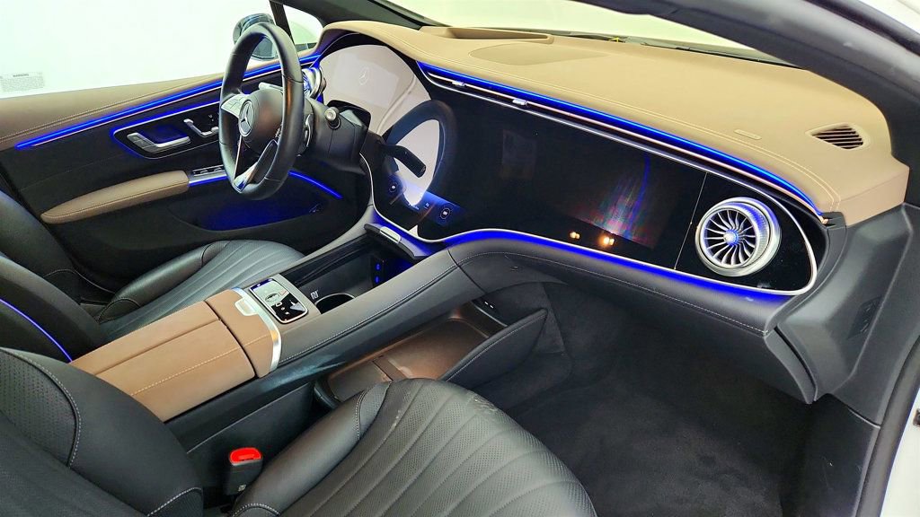 Used 2023 Mercedes-Benz EQS 580 4MATIC Sedan image 25