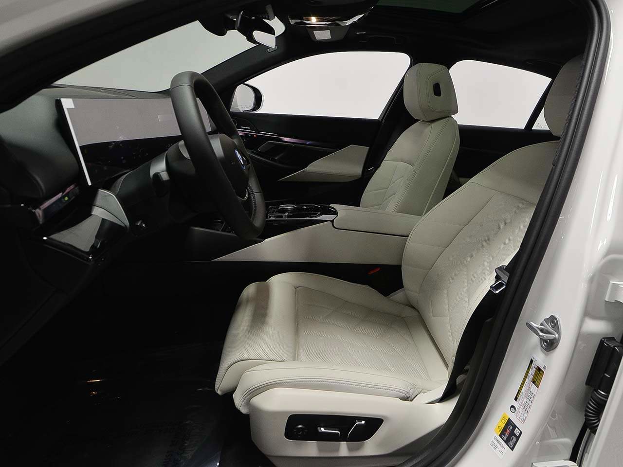 New 2026 BMW i5 eDrive40 image 8