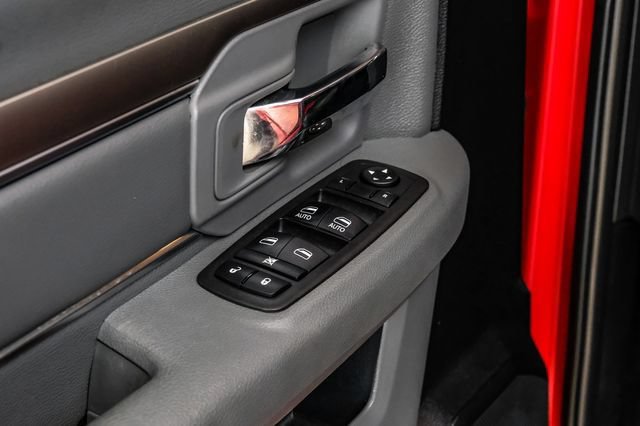 Used 2018 RAM 2500 SLT w/ Cold Weather Group AWD/4WD image 46