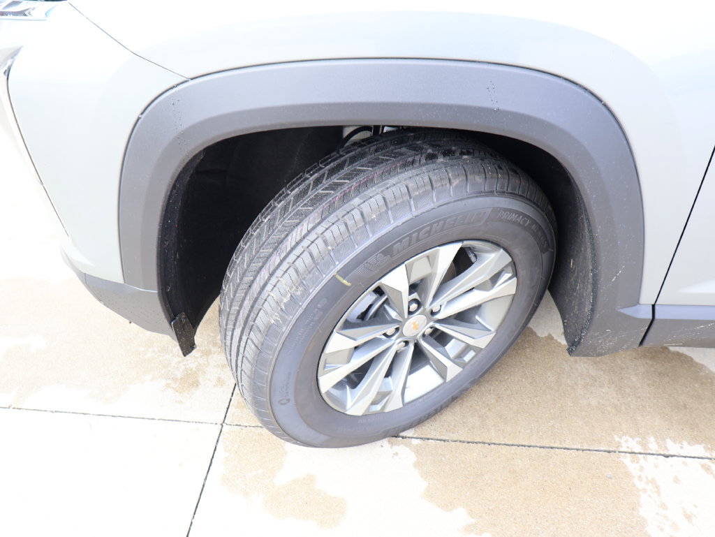 New 2027 Chevrolet Equinox LT w/ Convenience Package II AWD/4WD image 39