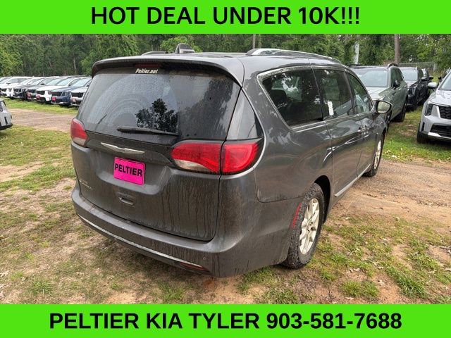 Used 2020 Chrysler Pacifica Touring-L image 10